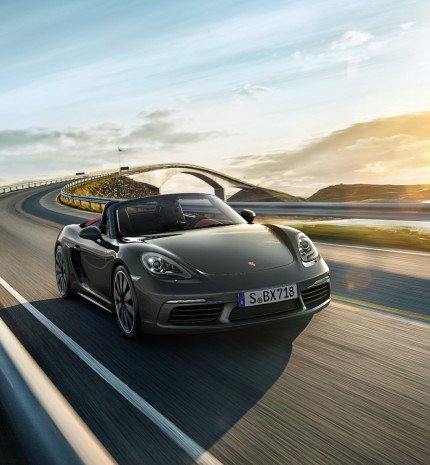 Négyet dobban - megérkezett az új Porsche 718 Boxster és Boxster S