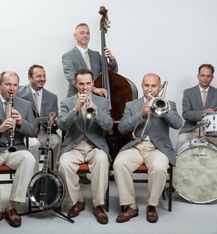 Minden este koncert! Pénteken újra Hot Jazz Band!