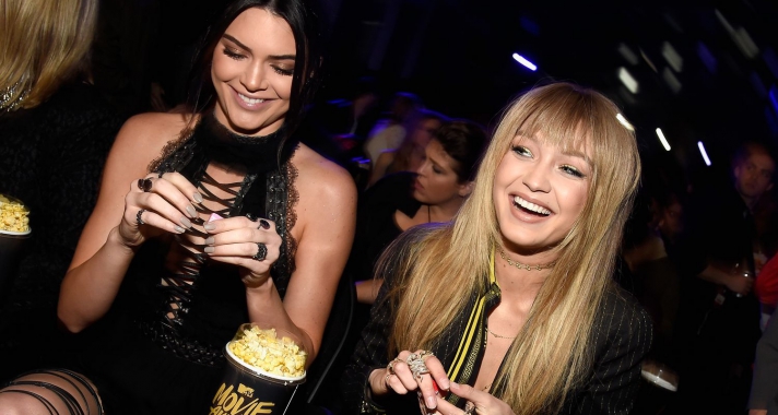 Múlt héten (majdnem) mindenki csinos volt - Az elmúlt hét legmenőbb sztárpartyjainak ruhamustrája