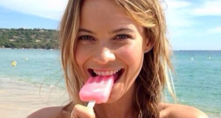 Így nassolnak a szupermodellek