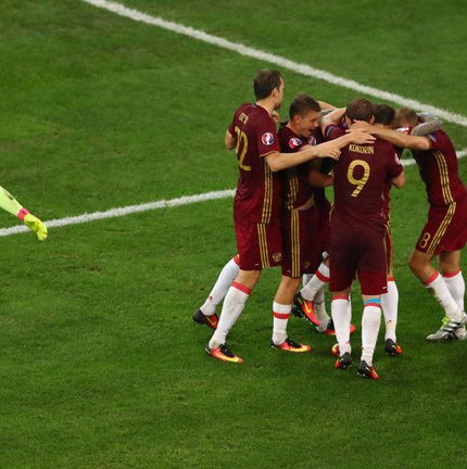 Anglia a 92. percben bukta el a győzelmet