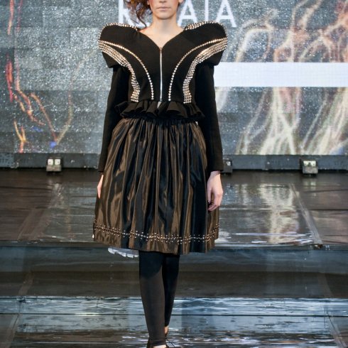 Budapest Fashion Week - Gyöngyösi Renáta - Metallic folklór