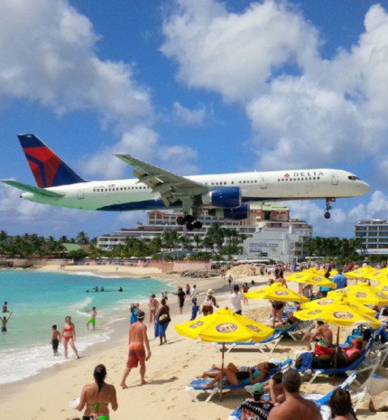 A világ 10 legmeredekebb repülőtere