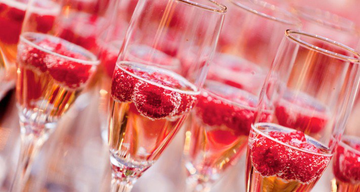 5 pezsgőkoktél recept, aminek nem fogsz tudni ellenállni