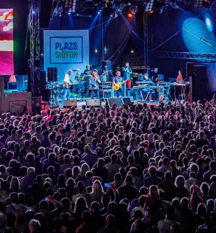 Hihetetlen: több mint 3 millió forintot gyűjtött a PLÁZS a beteg gyerekeknek