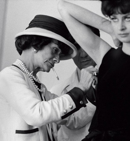 A Chanel klasszikusai: 10 alapdarab, amelyet minden nő szívesen hordana