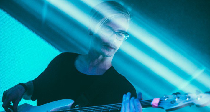 Jól áll nekem a ritmusszekció - Beszélgetés Szabó Misuval